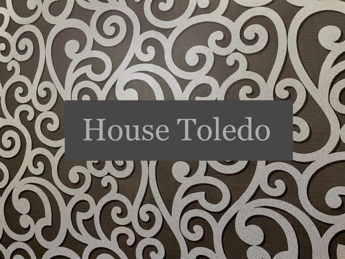 House Toledo Apartment เนเปิลส์ ภายนอก รูปภาพ